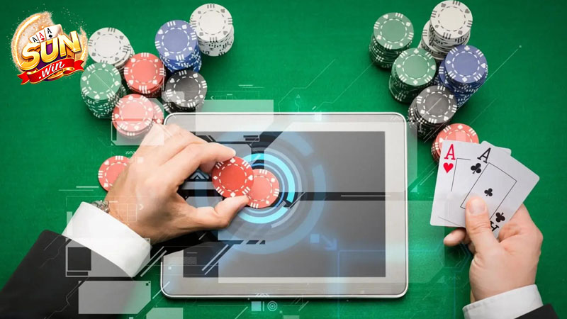 Kinh nghiệm chơi poker là tận dụng vị trí kết hợp đọc đối thủ